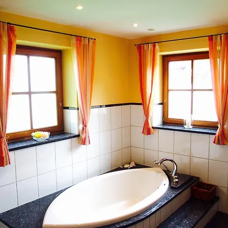 Holiday home Ferienhaus Basecamp